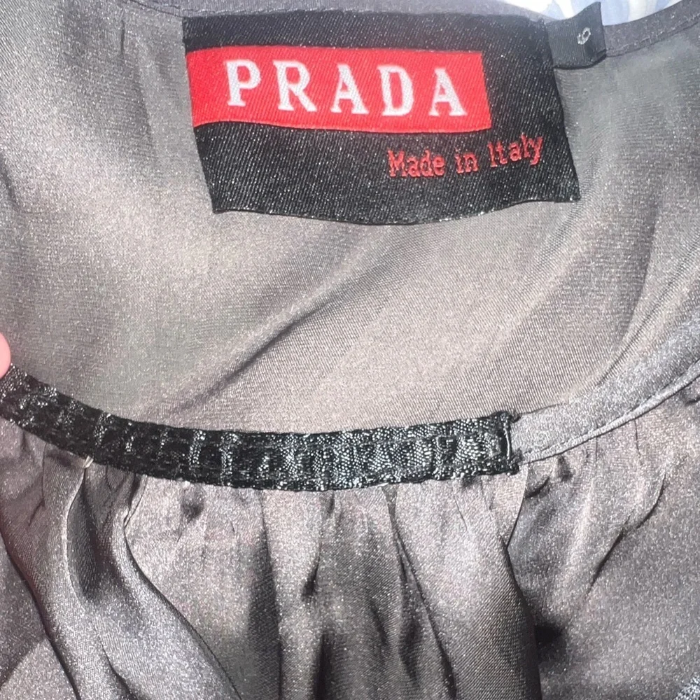 Vintage Prada Silk Charcoal Grey Dress with feather details| size 6 - Picture 4 of 4